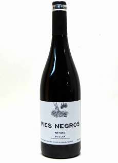 Punane vein Artuke Pies Negros